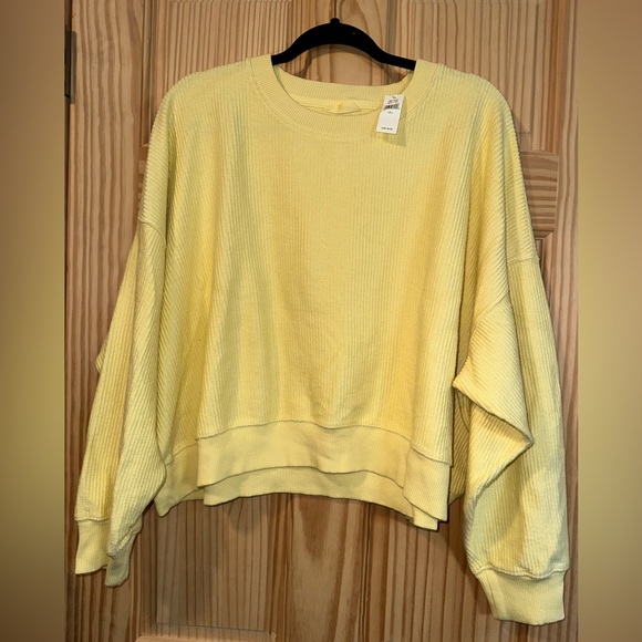 aerie Tops - Aerie ribbed crewneck nwt